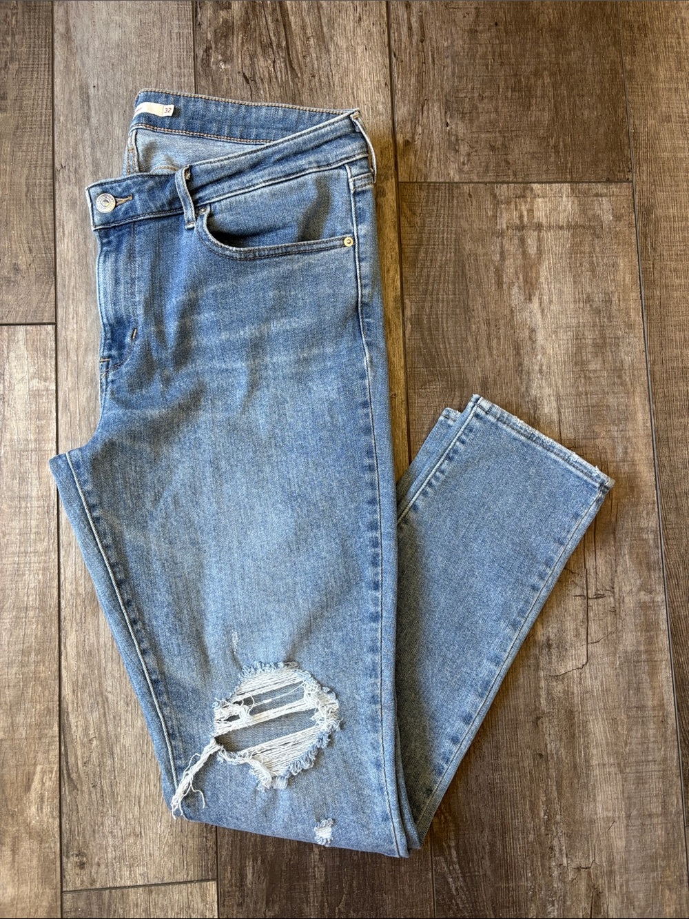 Levi's Light Blue Skinny Distressed Jeans